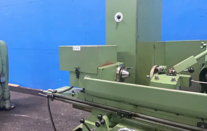 Lztk Livnica Kikinda #A-11-550, cylindrical grinder, steady rest, tailstock, hydraulic unit, 1981 - Image 8