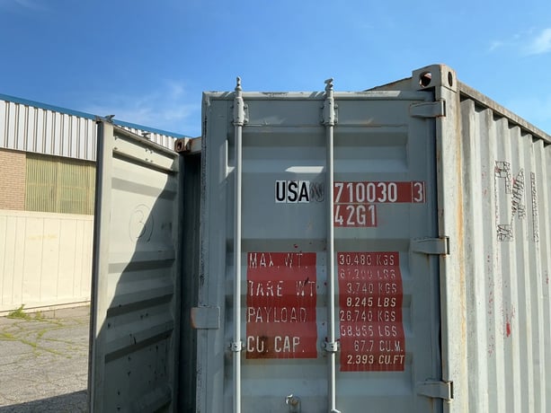 40' Shipping Container, 8' wide x 8'-6" high, 67,200 lb. capacity - Image 1