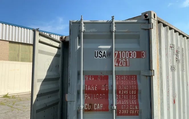 40' Shipping Container, 8' wide x 8'-6" high, 67,200 lb. capacity - Image 8