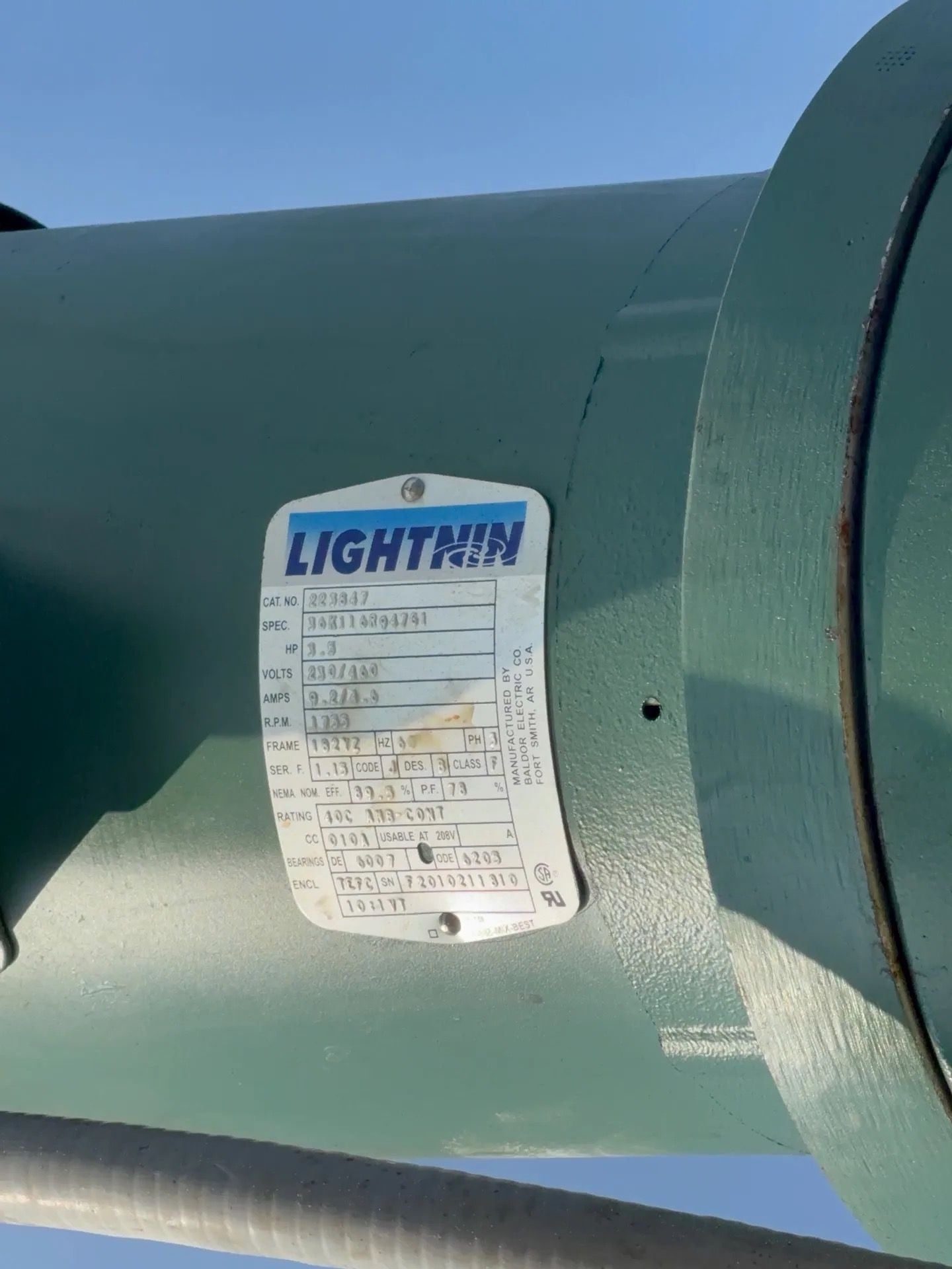 1400 gallon Apache, Stainless Steel mixing tank, dimple jacket, 3.5 HP, 1998 - Image 3