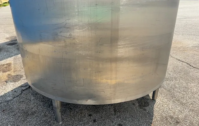 1400 gallon Apache, Stainless Steel mixing tank, dimple jacket, 3.5 HP, 1998 - Image 7