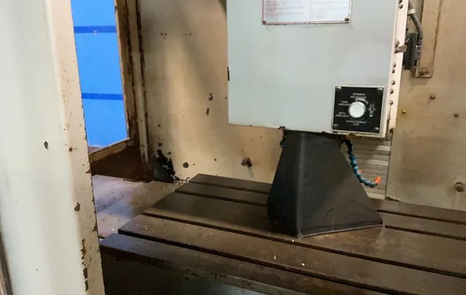 Milltronics #RW-20, CNC vertical machining center, 18" x 30", 16 tool changer, Centurion 7 control - Image 6