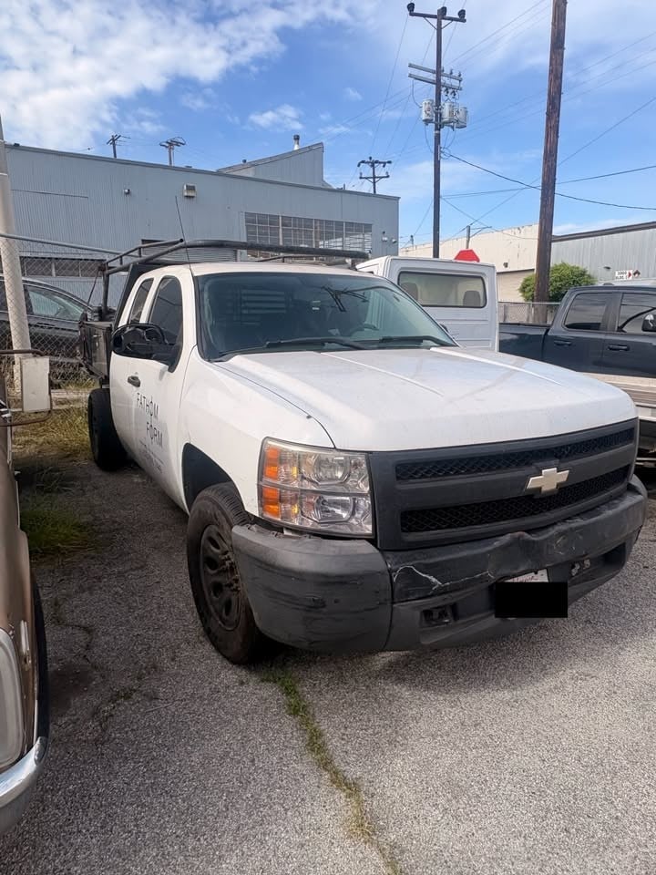 Chevrolet #Silverado-C1500, extended cab flatbed work truck, 4.3L V6, 2WD, 160000 miles, toolboxes, ladder - Image 6