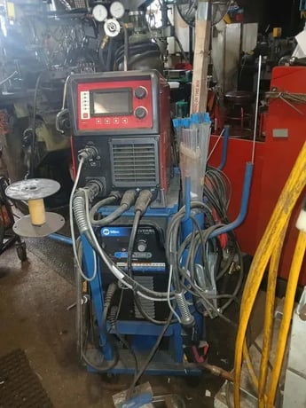 Miller #Diversion-180, AC/DC Tig Welder, 180 Amps, 120/240 V., w/ WP-17 torch, foot pedal, regulator, approx. - Image 2