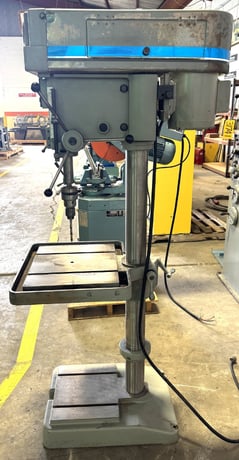 20" Clausing #2221, Single Spindle Drill, 300-2000 RPM, 22" x 19" Table, 1 HP, 1 Phase - Image 6