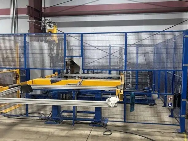 CNC jig welding cell, Schlatter #System-Posiweld, 78.7" X, 47.2" Y, 10.2" Z, 345° welding gun rotation, 2019 - Image 2