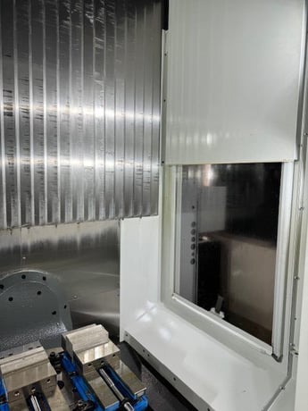 Haas #UMC-750, CNC vertical machining center, 5-axis, 50 automatic tool changer, 30" X, 20" Y, 20" Z, 15000 - Image 6