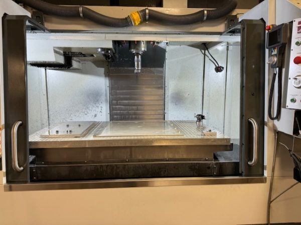 Haas #VF-6/50, CNC vertical machining center, 30 automatic tool changer, 64" X, 32" Y, 30" Z, 7500 RPM, 30 - Image 2