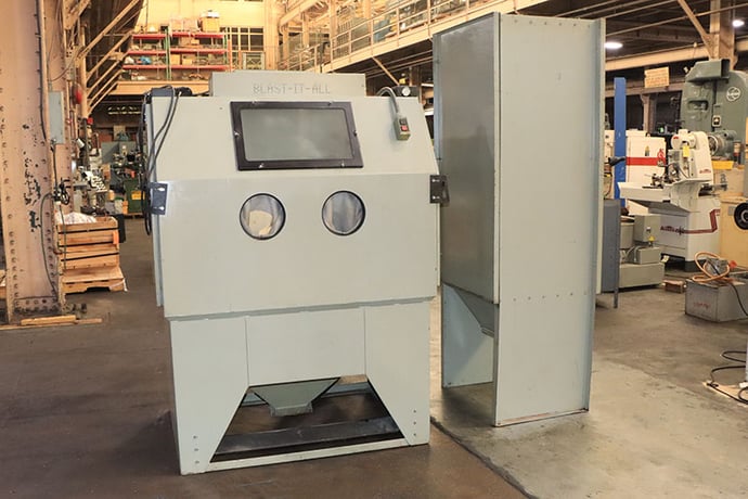 48" x 36" x 42" Blast-It-All #4836-7DC, suction blast cabinet, 700 CFM reclaim, D-10 dust collector, 240 V. - Image 3