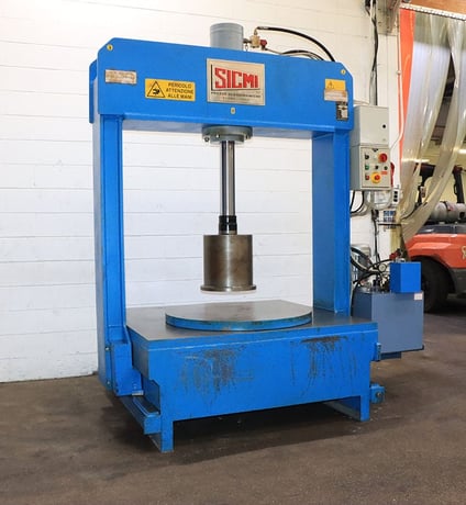 100 Ton, SICMI #PMM-100C, gantry straightening press, 19.6" stroke, 5' x 5' bed, 28" daylight, 2007 - Image 2