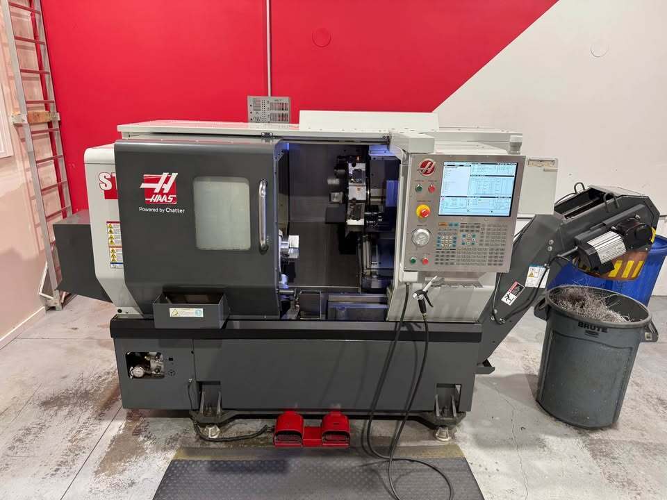 Haas #ST-10Y, CNC Lathe, 16.5" swing, 16" between centers, 12" turning diameter, 6" chuck, 1.7" bar, 6000 - Image 1