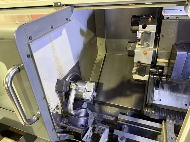 Haas #ST-10Y, CNC Lathe, 16.5" swing, 16" between centers, 12" turning diameter, 6" chuck, 1.7" bar, 6000 - Image 2