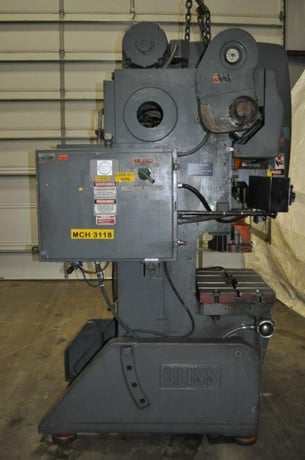 45 Ton, Bliss #C-45, OBI flywheel press, 3" stroke, 12.25" Shut Height, 3" adj., 90 SPM, 29.5" x18" bed, air - Image 2