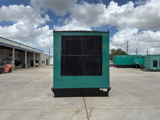 750 KW Cummins #DFHA, diesel generator set, 277/480 Volts, 3-phase, 293 hours, 1135 HP @ 1800 RPM, QST30-G1 - Image 3