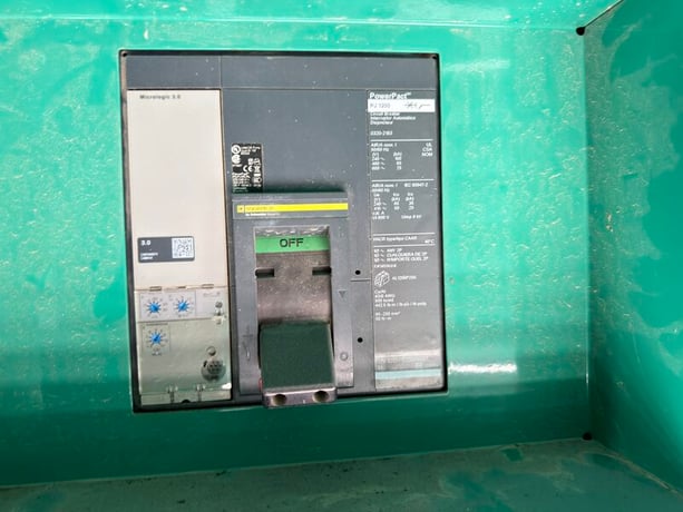 750 KW Cummins #DFHA, diesel generator set, 277/480 Volts, 3-phase, 293 hours, 1135 HP @ 1800 RPM, QST30-G1 - Image 9