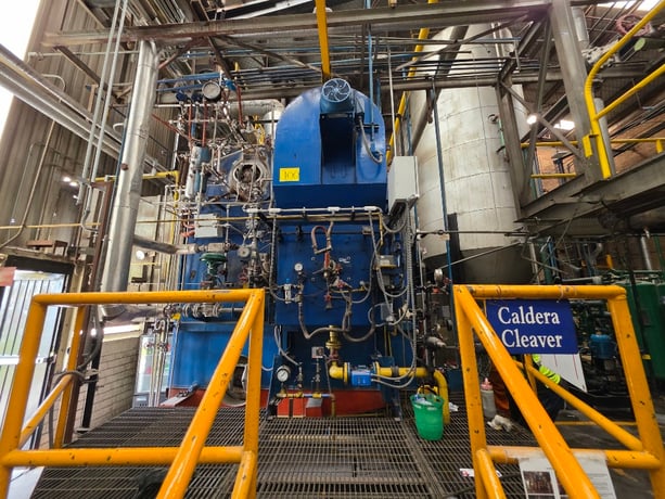 31000 PPH Cleaver Brooks, boiler, 24.6 kg/cm capacity, steam capacity, 350 PSI, 2010 - Image 1
