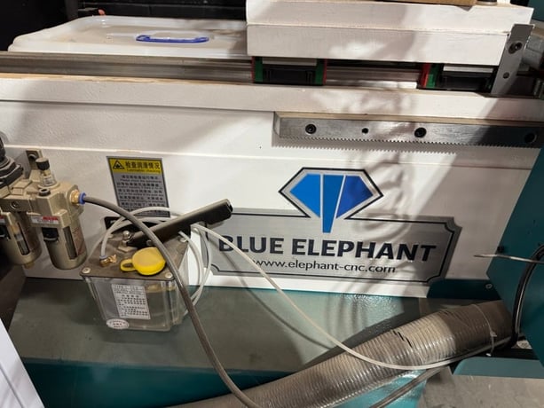 Blue Elephant #ELECNC-1540, CNC Wood Lathe, 7.9"-59" processing length, 15.75" max. material diameter, 5.4 HP - Image 3