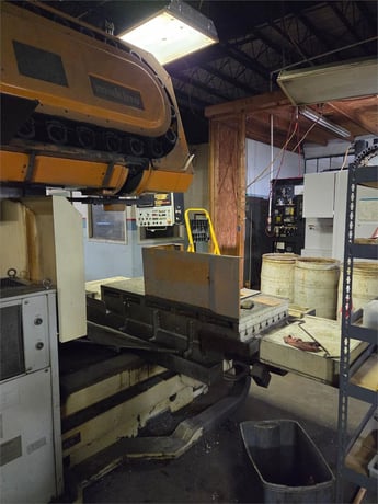 Makino milling machine, 1981 - Image 10