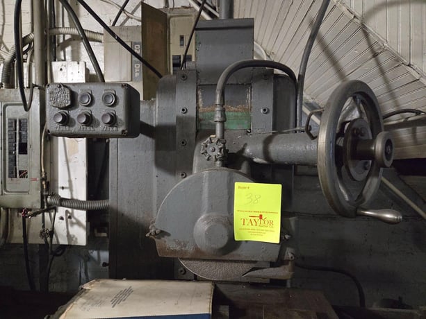 Gallmeyer & Livingston #35, surface grinder - Image 2