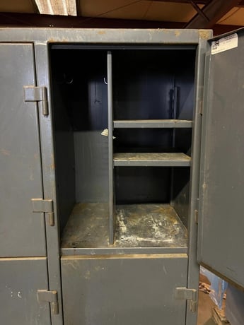 6 Compartment StrongHold #66-24-2TPGL, Industrial Double-Tier Storage Locker, 12-gauge steel, 74" H x 24" D x - Image 4