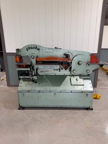 Piranha #P90, hydraulic ironworker, 90 tons, 1-1/8" thru 1", 10" throat, (Others Available) - Image 1