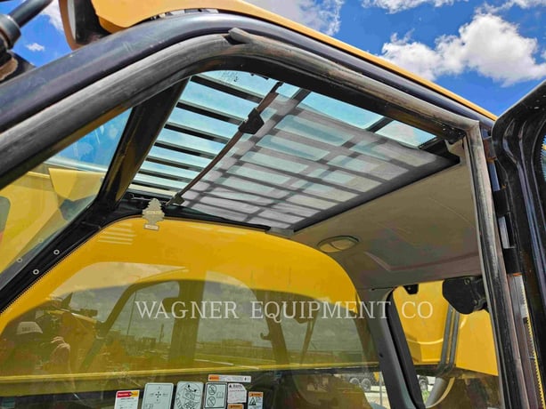 Cat TL1255D, Telehandler, 4390 hours, S/N: ML701205, 2018 - Image 8
