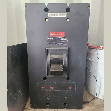 2500 Amps, Westinghouse, 8984A94G01, PB Frame Circuit Breaker, 600 Volt AC, 3-pole, 1600 amp adjustable trip - Image 1