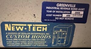 New-Tech Table/Hood with Magnahelic Gauge 32" x 56" table surface; Table height 35" - Image 2