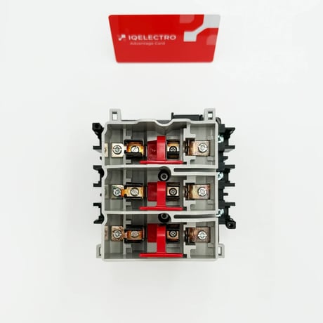 30 Amp. Allen-Bradley, 194R-NC030P3, Fusible Disconnect Switch, 600 VAC, 250 VDC - Image 1