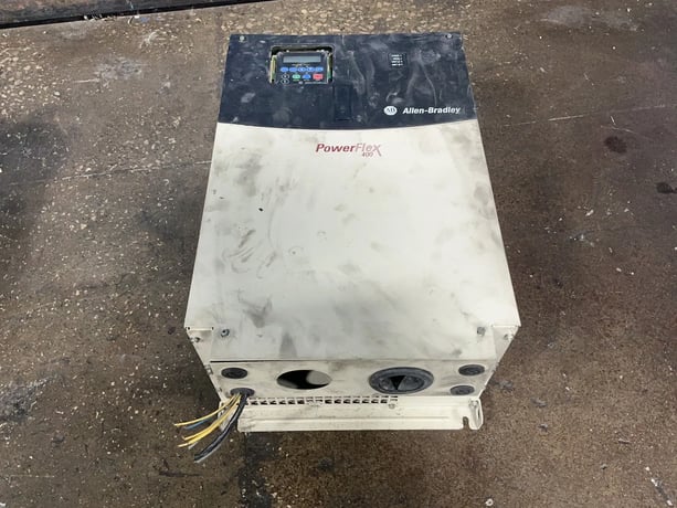 100 HP Allen-Bradley, 22C-D142A103, Variable Frequency Drive, 150 Amps, 3 phase, 48-63 Hz, 380-480 Volts, 2015 - Image 2