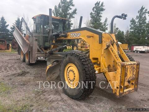 Deere & Co 772GP, Motor Grader, 8462 hours, S/N: 1DW772GPCGF678385, 2017 - Image 2