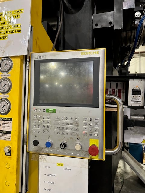 2200 Ton, 533 oz., Borche #BU2200-V, injection molding machine with Yaskawa robot, Keba Control, 2024 - Image 8