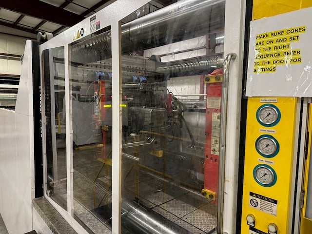 3300 Ton, 1029 oz., Borche #BU3300-V, injection molding machine with Yaskawa robot, Keba Control, 2024 - Image 6