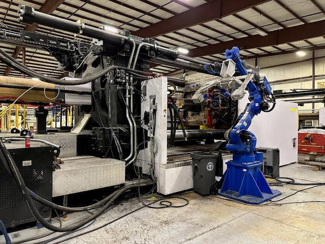 3300 Ton, 1029 oz., Borche #BU3300-V, injection molding machine with Yaskawa robot, Keba Control, 2024 - Image 8