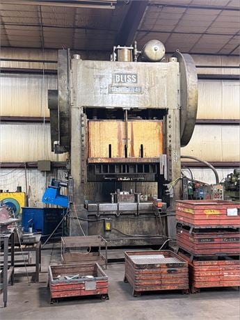 250 Ton, Bliss, straight side press, 72" x 48" bed, 12" stroke, 24" Shut Height, 35 SPM, Triad Control - Image 4
