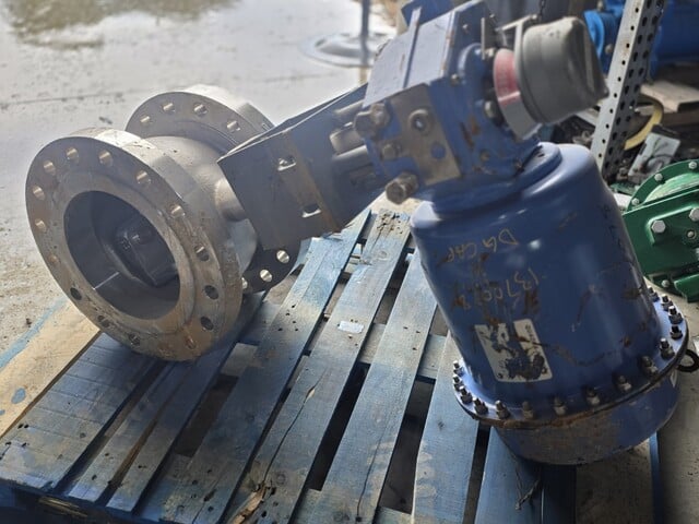 10" Metso, CF8M 316SS Segmented Ball Control Valve, ANSI 150, w/ Actuator - Image 2