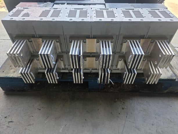 4000 Amps, ABB #E6.2V-A, sace emax 2 air circuit breake, Drawout, 100kA, 635 Volts - Image 2