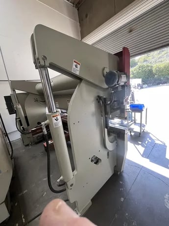 130 Ton, Accurpress #713010, CNC press brake, 10' overall, 100" between housing, 8" stroke, 10" throat, 14" - Image 2