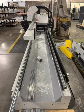 21.6" FOM Industries #Blitz-Alva-550-Theta, CNC double head miter saw, saw blade head with automatic - Image 6