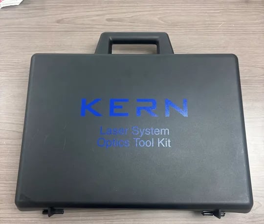 Kern #FiberCell-FC100, CNC Fiber Laser, 2000 watt, 4' x 8' table, Ytterbium fiber source, chiller, dust - Image 5