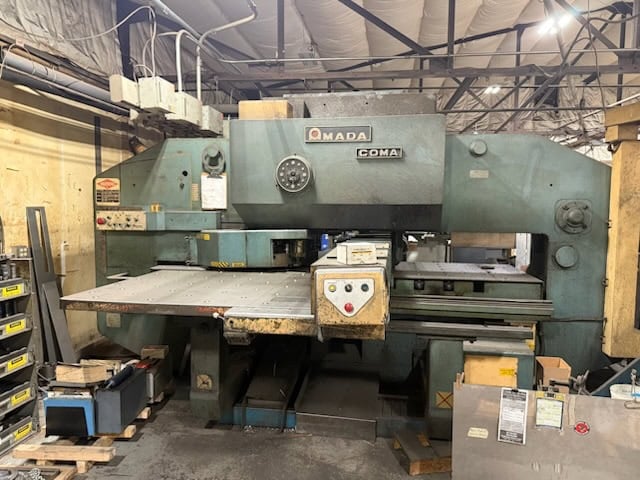50 Ton, Amada #COMA-50-072, CNC turret punch, 44 stations, 50" X, 72" Y, Fanuc CNC, tooling included, 1983 - Image 1