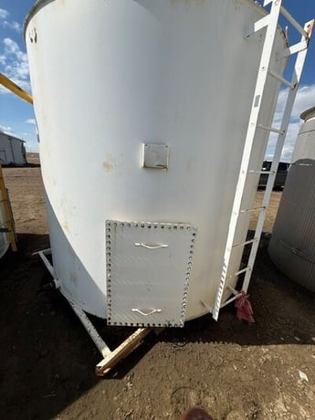 100 bbl Platinum, Pop Tank, 1999 - Image 3
