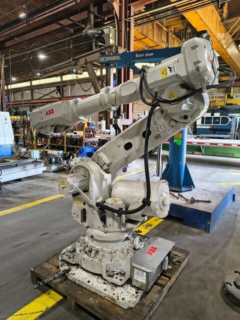 ABB IRB-6700-150/3.20, 6 axis robot, 150kg 331lb. payload, 3.2m 10.5' reach, IRC5 Control, FlexPendant, AS IS - Image 6
