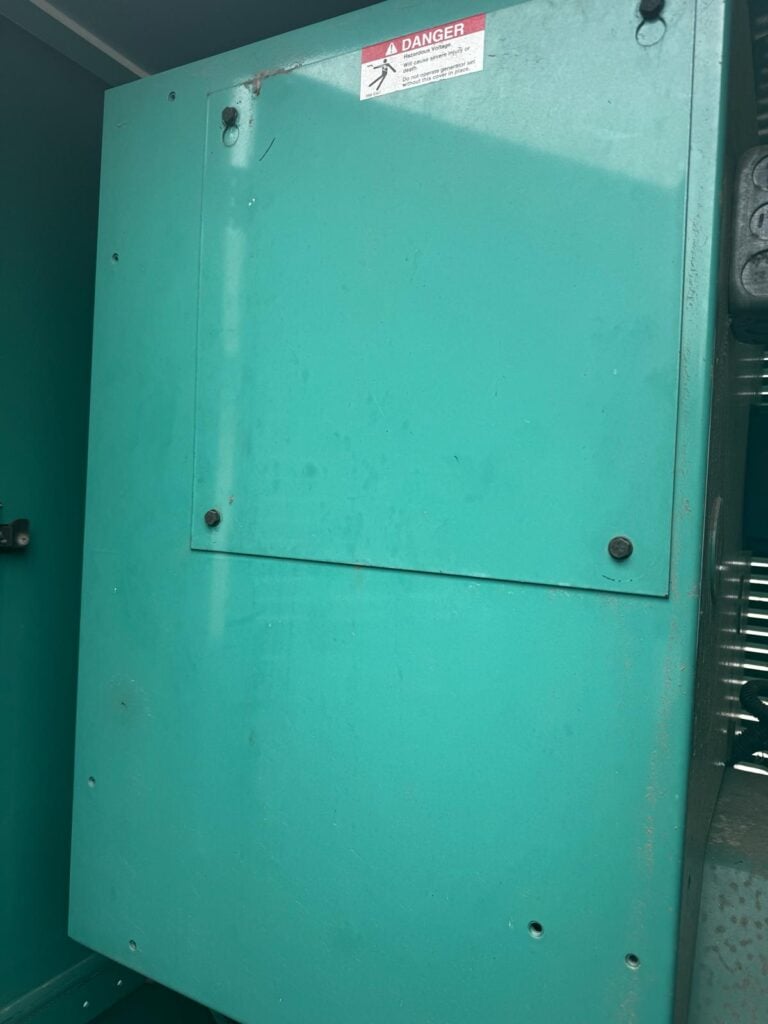 60 KW Cummins #DGCB, diesel generator set, weatherproof enclosure, 277/480 Volts, 617.2 hours - Image 5