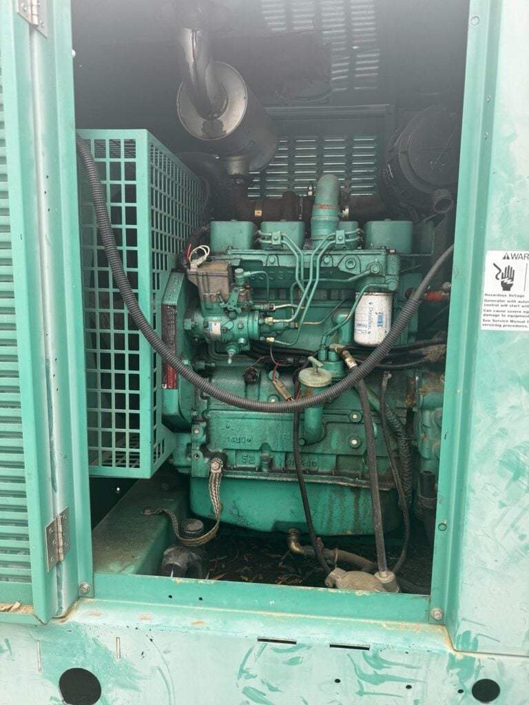 60 KW Cummins #DGCB, diesel generator set, weatherproof enclosure, 277/480 Volts, 617.2 hours - Image 7