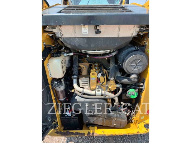 Caterpillar 257D, 3268 hours, S/N: EZW01474, 2015 - Image 7