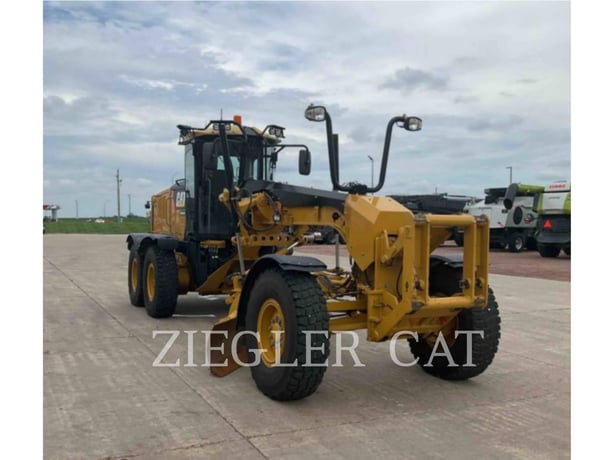 Caterpillar 140M2, Motor Grader, 13664 hours, S/N: M9D00654, 2011 - Image 2