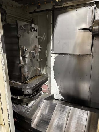 OKK #HM600, Horizontal Machining Center, 30.7" X, 29.5" Y, 31.5" Z, 24.8" x 24.8" pallet, 40 HP, 12000 RPM - Image 3