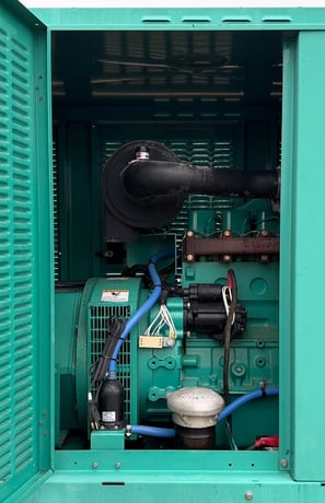 125 KW Cummins Onan #DGDK, Diesel Generator, 277/480 Volt, 1427 hours, 2006 - Image 6