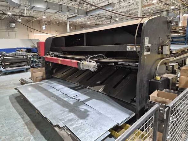 1/4" x 10' Amada #M-3060, Mechanical Power Squaring Shear, 36" back gauge, 60 SPM, 10 HP, 2003 - Image 8